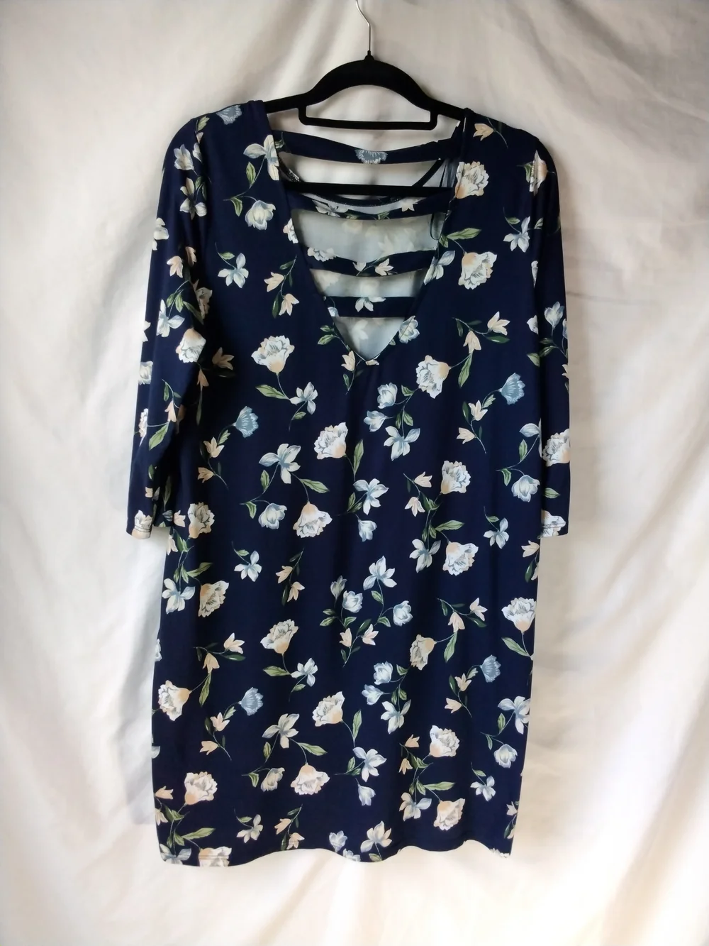 nine britton Navy Blue Floral Shift Dress